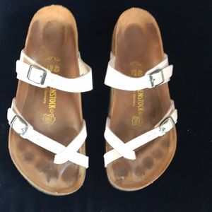 Birkenstock Sandals in Pearlized Blush
